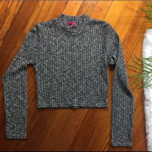 Boohoo Women's Mock neck Cropped Sweater